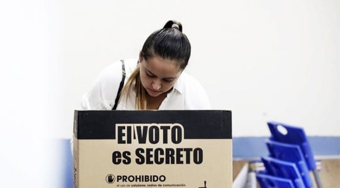 Mujeres cooperativistas conmemoran 70 aniversario del voto femenino y exigen mayores espacios e inclusión