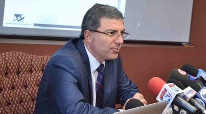 “Si no se toman acciones, la deuda del Gobierno en 2021 alcanzará el 80% del PIB”, afirma Gerardo Corrales