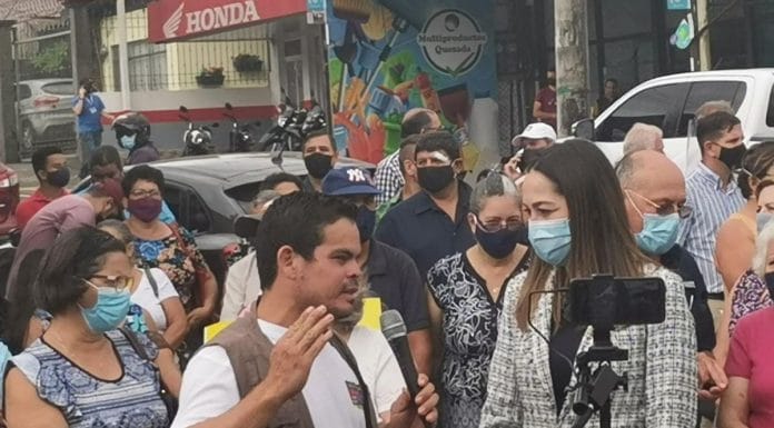 Diputada del PUSC deja plenario para irse a oponer a plan médico cooperativo en San Carlos