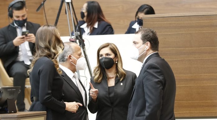 Directorio de ‘oposición’ impulsará agenda del Gobierno