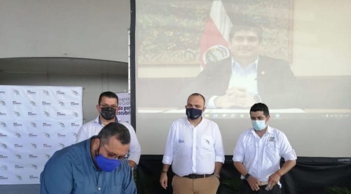 Coopelesca e Inder firman convenio para llevar Internet a cinco comunidades de Zona Norte