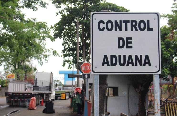 Gobierno presenta primer paquete fiscal: Reforma cobro del IVA y endurece control en Aduanas