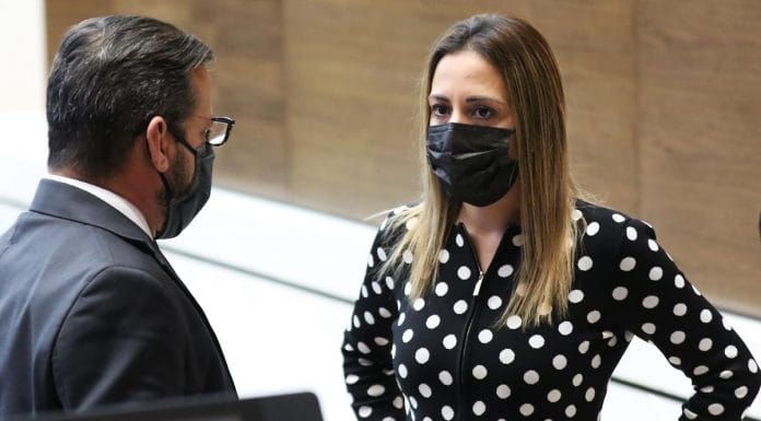 Oposición le marca terreno al Gobierno contra nuevos impuestos