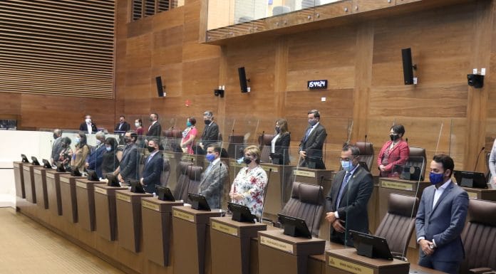 Congreso aprueba Ley General de Compras Públicas en segundo debate