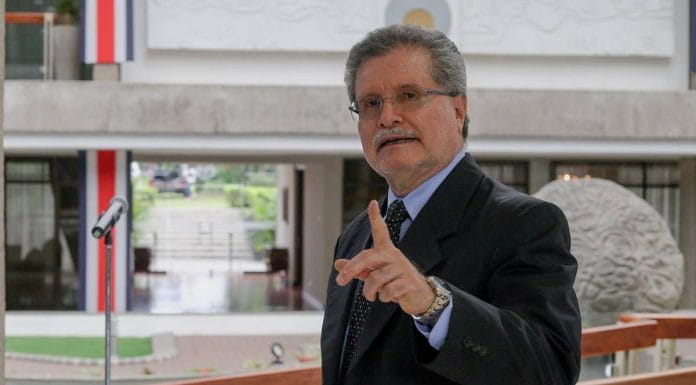 Estados Unidos quita visa a segundo magistrado, ahora fue Fernando Cruz