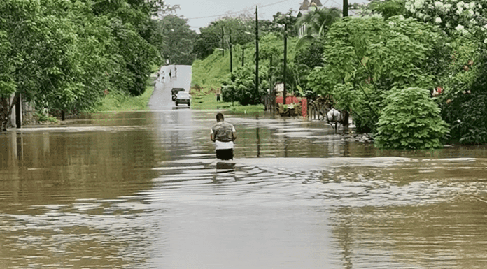CNE declara alerta roja en 5 cantones por lluvias