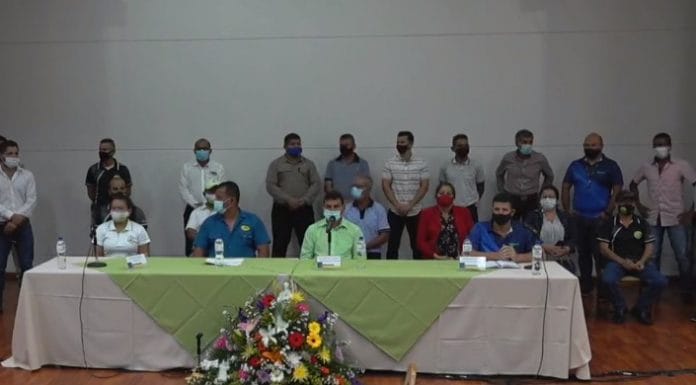 Industriales lanzan ataque contra el CNP y productores que abastecen al Estado