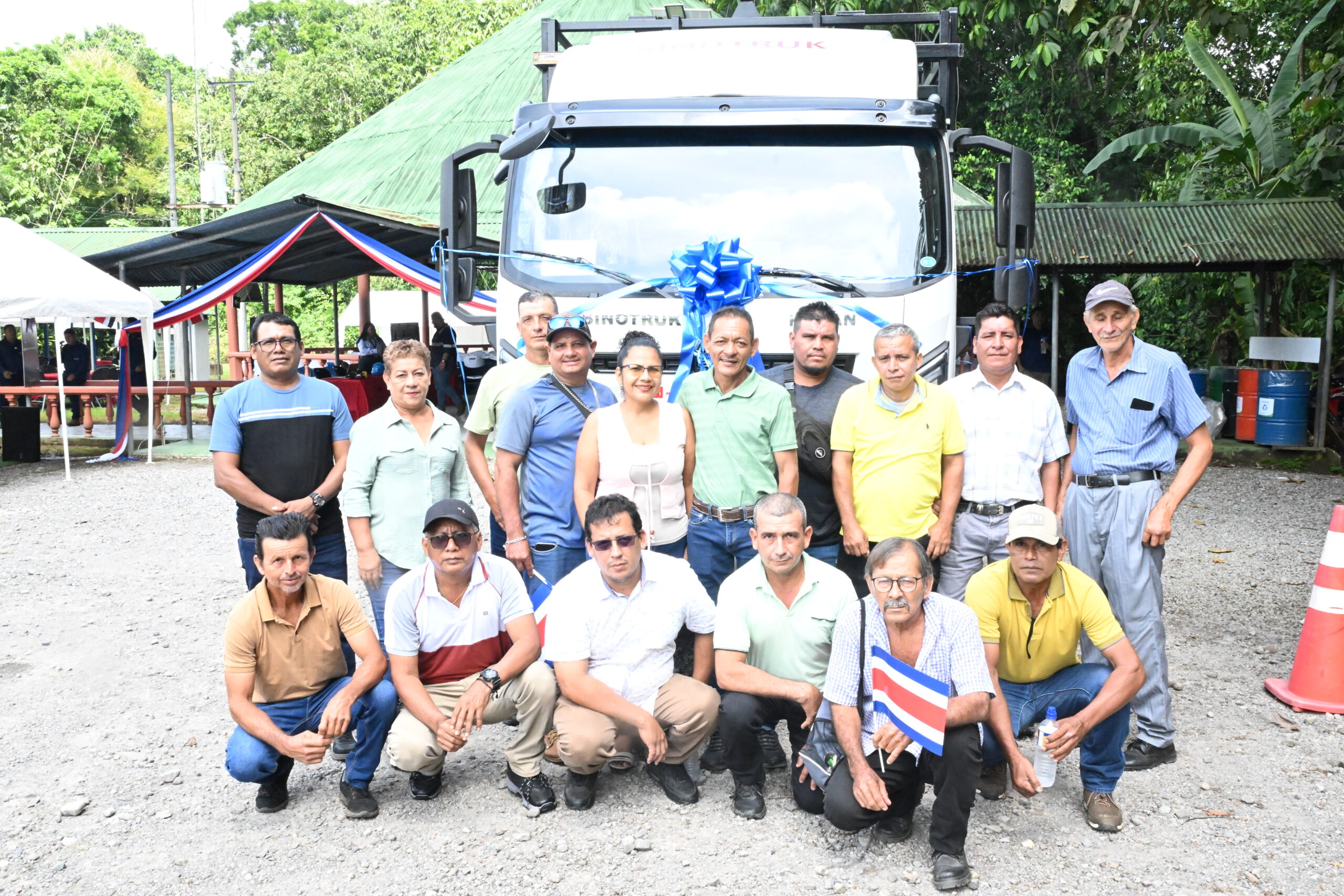 Cooperativas reciben donaciones de equipo para optimizar servicios en Osa y Golfito