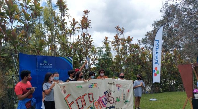 COOPERATIVISMO CRECE EN LOS JÓVENES DE LOS CENTROS CÍVICOS POR LA PAZ
