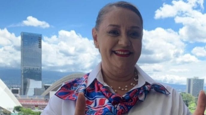 Lineth Saborío tambalea en sus posturas contra el CNP