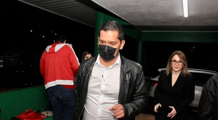 Gustavo Viales seguirá como secretario del PLN a pesar de insistencia de Figueres y Chinchilla