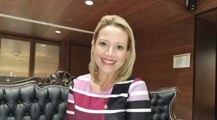 Diputada Monserrat Ruiz propone libertad para crear cooperativas de siete personas