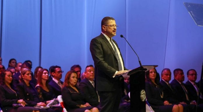 Rodrigo Chaves propone venta del BCR, mismo que dota de recursos al Infocoop