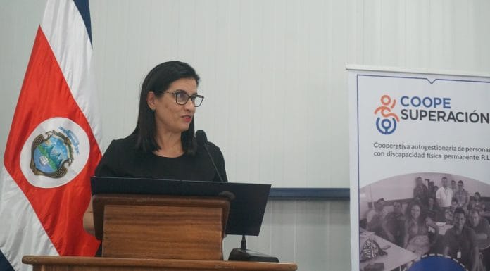 Marta Esquivel: Ministra de Trabajo y primera mujer presidenta del Infocoop