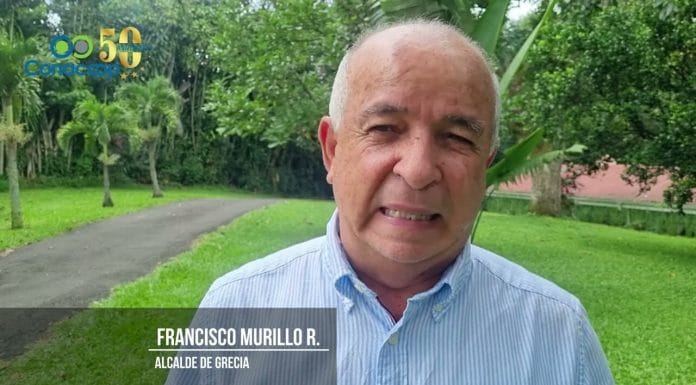 Alcalde se suma a fiesta del 80 aniversario de CoopeVictoria y resalta aporte al cantón de Grecia