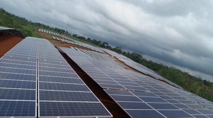 Octubre marca un cambio en las tarifas para usuarios de paneles solares: Cuatro nuevas tarifas entran a regir
