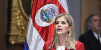 Presidenta Laura Fernández reconoce apoyo del Movimiento cooperativo a familias afectadas por inundaciones en el Caribe