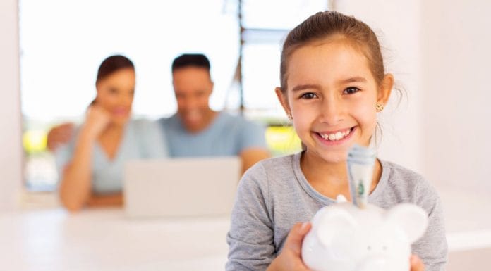 Incentivar el hábito del ahorro en los niños: este puede ser también su propósito financiero para el 2024