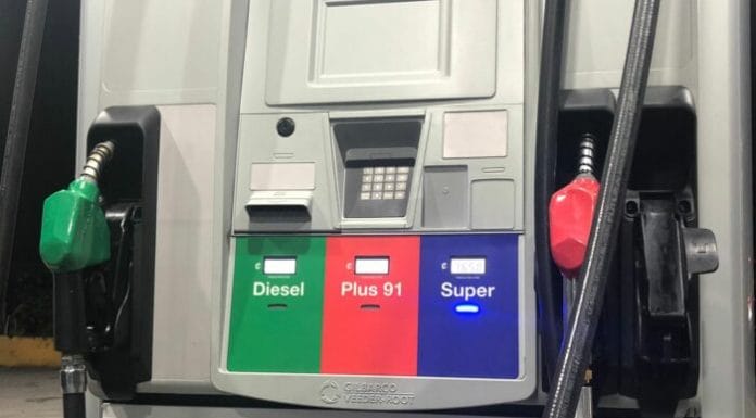 A media noche rigen nuevos precios de los combustibles