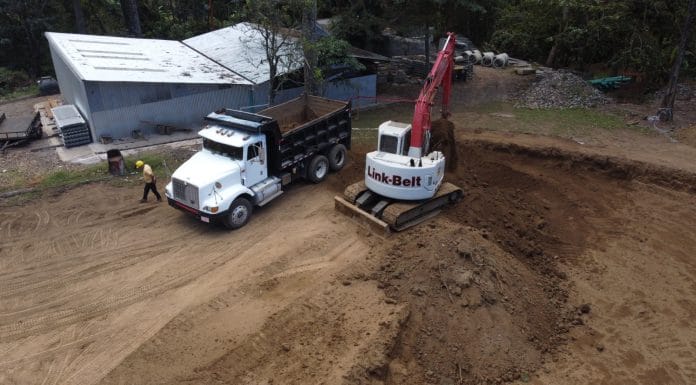 CNE construye tanques de agua en Goicochea para 30,500 personas