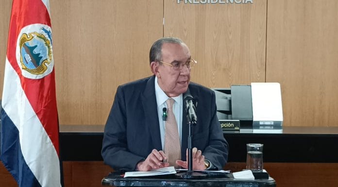 Rodrigo Arias asegura que hará lo que tenga que hacer para retomar relación con Chaves