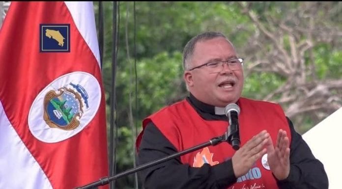 Padre Sergio Valverde declarado Ciudadano Distinguido
