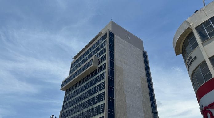 Coopesalud denuncia uso de información falsa por jefa de contabilidad de la Caja que genera supuesto sobreprecio