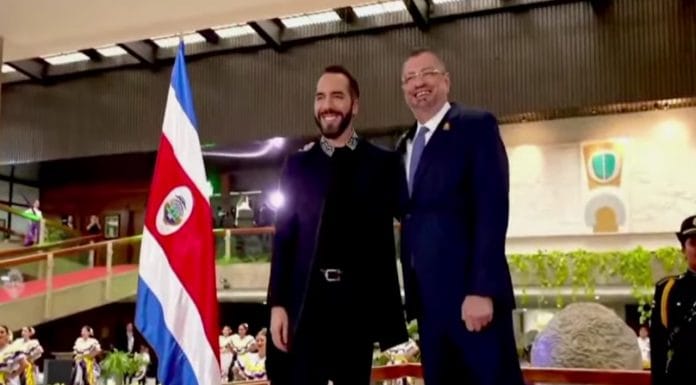 Rodrigo Chaves recibe a Nayib Bukele en su primera visita oficial al país
