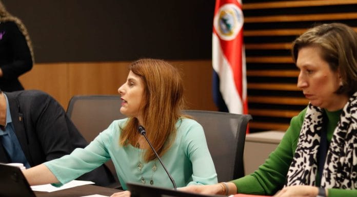 Presidenta de Comisión Caja afirma que funcionarios del Área de Contabilidad de Costos deberán dar explicaciones