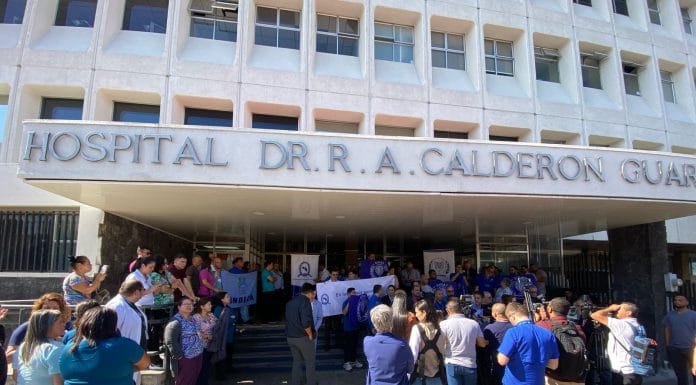 Director del Calderón no será reinstalado por lo que se acaba la huelga