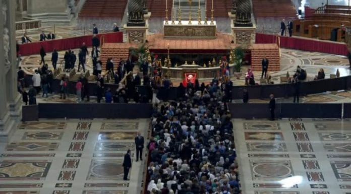 “Decía las cosas como se tenían que decir”, dice Chaves tras muerte del Papa Francisco