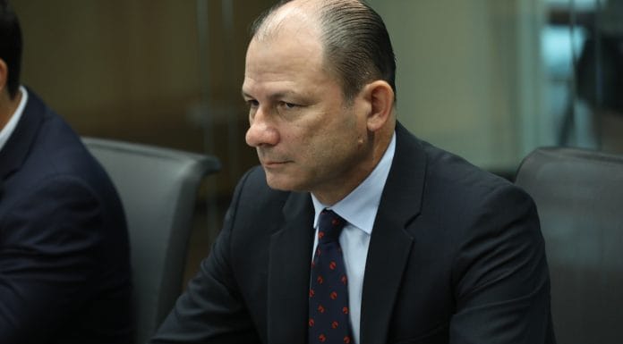 Gerente de la Caja justifica su cargo mientras Fiscalía lo investiga por supuesta manipulación de estados financieros