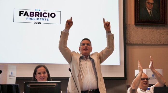 Nueva República ratifica a Fabricio Alvarado como candidato a la presidencia y define listas para diputados