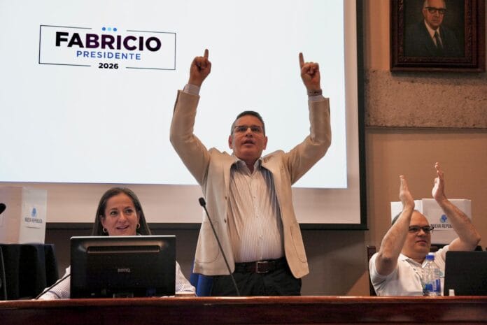 Fabricio ratificado