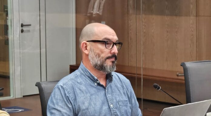 Pese a contradicción entre lo dicho en la Asamblea Legislativa y su testimonio, Bulgarelli es testigo de la corona