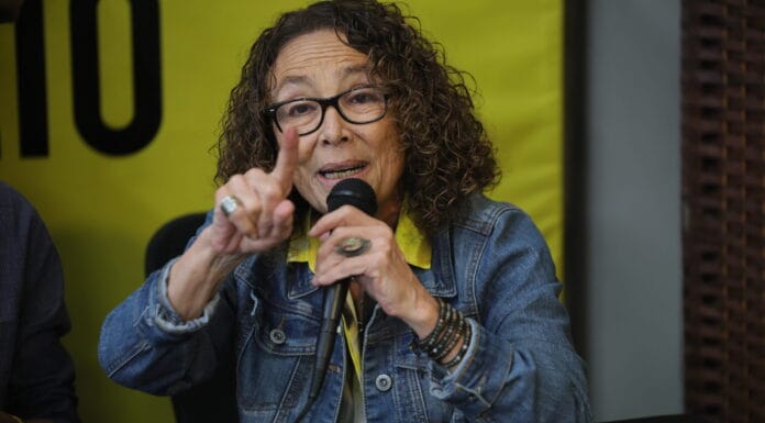 Frente Amplio defiende a su presidenta tras ser sancionada por beligerancia política