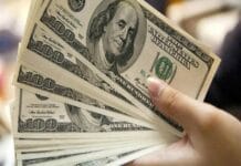 Dólar cae a niveles históricos, pero en próximos meses se recuperaría