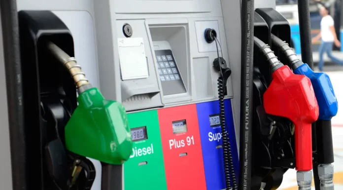 Año nuevo llega con rebaja en precio de los combustibles