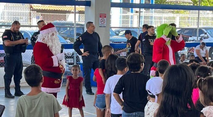 Más de 350 niños de Puntarenas disfrutaron de fiesta navideña gracias a Coopeande