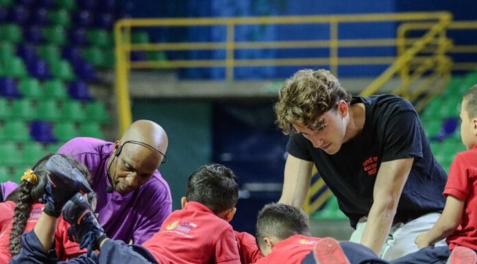 Emprendedores impulsan programa deportivo para niñez en riesgo social