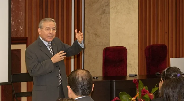 Fallece magistrado fundador de la Sala Constitucional Luis Fernando Solano