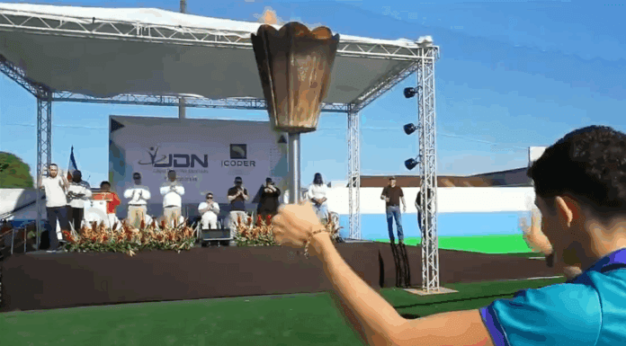 “El futuro de la Patria está en manos de ustedes”, dice Rodrigo Chaves al inaugurar Juegos Deportivos en Limón
