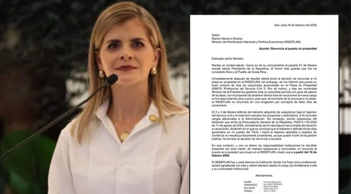 Laura Fernández renuncia a su plaza en propiedad en Mideplan