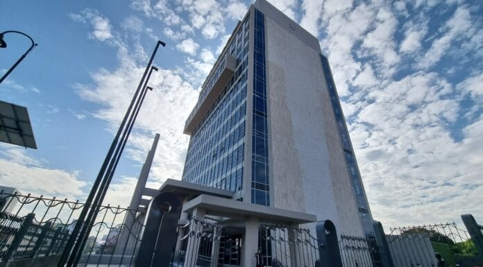 Gerente financiero de la Caja deberá entregar archivos contables de caso barrenador ordena la Sala IV