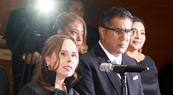 Fracción oficialista celebra resultados de encuesta y aseguran que los compromete