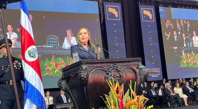 Presidenta de la Asamblea destaca experiencia y capacidad de Laura Fernández