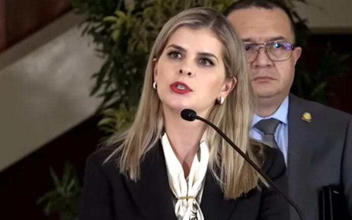 LVC fernández PJ