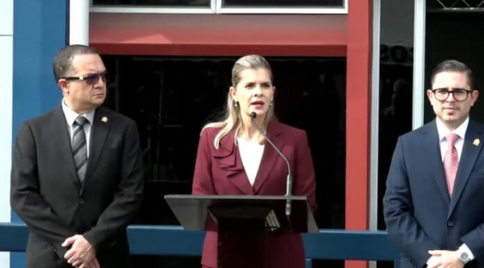 Presidenta cumple y realiza primera reunión para coordinar seguridad