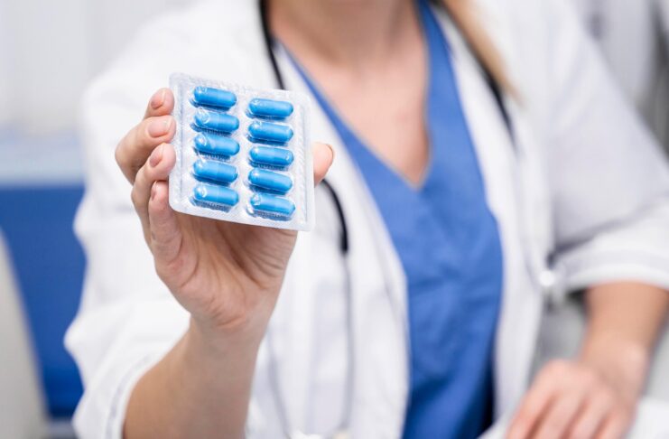 CCSS destinará ₡6.335 mills a terapias contra esclerosis múltiple