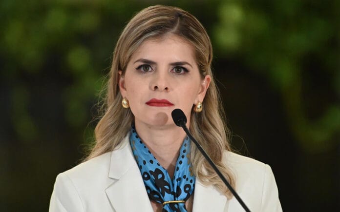 LVC fernández berrinche